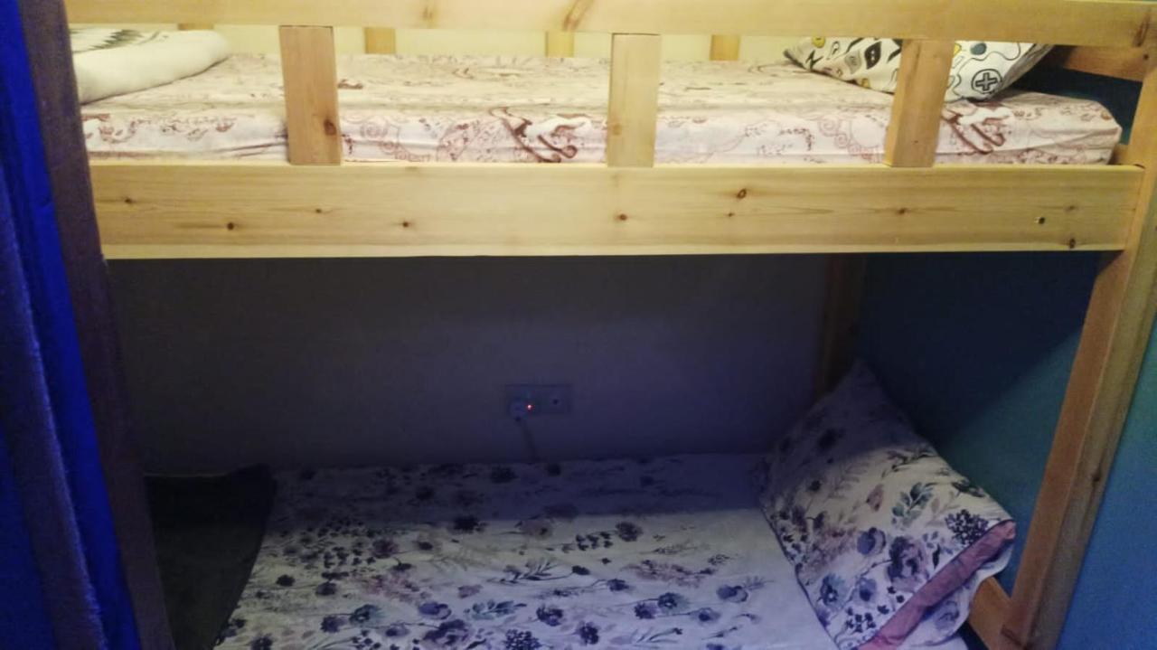 Moon Backpackers , Al Rigga , Partition For Couples And For Singles Leilighet Dubai Eksteriør bilde