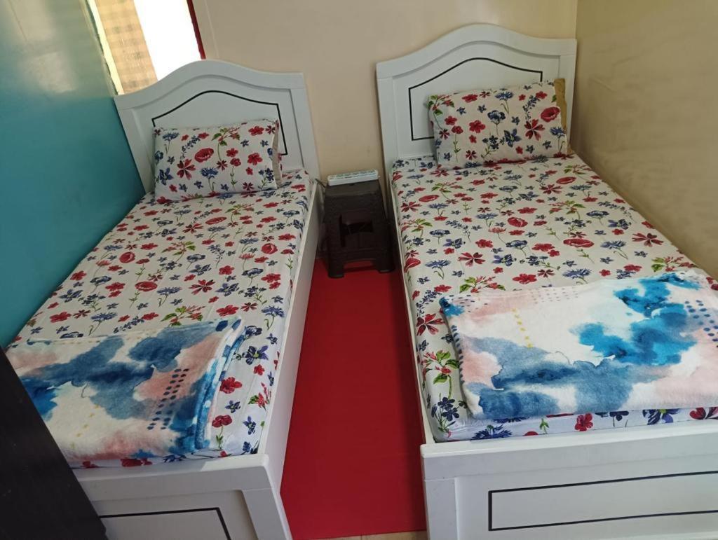 Moon Backpackers , Al Rigga , Partition For Couples And For Singles Leilighet Dubai Eksteriør bilde