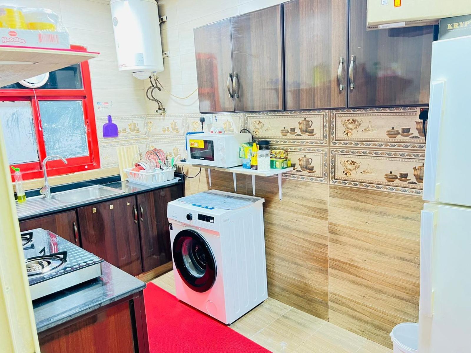Moon Backpackers , Al Rigga , Partition For Couples And For Singles Leilighet Dubai Eksteriør bilde